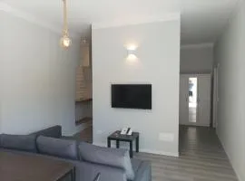 Lucca&Joy Apartment