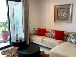 Executive 3 bedroom Apartment Space Available