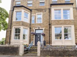 112 Balmoral Road, pet-friendly hotel in Morecambe