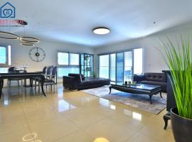 Sea view family relax apartment, hotel with parking in Netanya