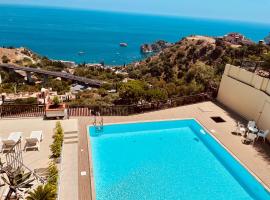 Little Paradise, hotel with pools in Taormina