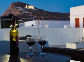 ASPRO house, holiday home in Chora Folegandros