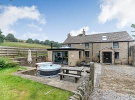 Carr House Farm, cottage in Glossop