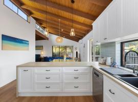 Sea Breeze on Orton - 5 minute walk to the beach!, hotel in Ocean Grove