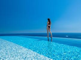 Tropicana Hotel , Suites & Villas Mykonos, hotel in Paradise Beach