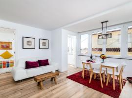 T2 Tiles Apartment Estoril, hotel in Estoril