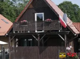 Agroturystyka FIFI Domek drewniany z 2 sypialniami