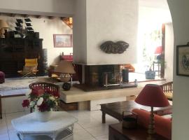 Villa 10-12 pers centre La Baule 300m de la Mer、ラ・ボールのホテル