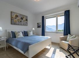 Belvedere Apartment Walking Distance from Train Station: Lugano'da bir kiralık sahil evi