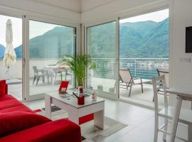 OLEANDRA ROSSA, cottage a Nesso