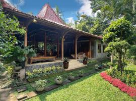 Dream Village, habitació en una casa particular a Jarakan