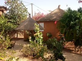 Campement Baobab, ubytovanie typu bed and breakfast v destinácii Poponguine