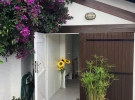 Jolie appartement individuel, dans un quartier calme très proche de la plage.