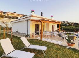 Villa Sofia *Luxury experience in Calabria, casă de vacanță din Zambrone