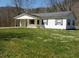 Red River Gorge Creekside, New*Spacious *2 baths!