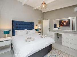 San Lameer Villa 3212 - 4 Bedroom Superior - 8 pax - San Lameer Rental Agency, villa em Southbroom