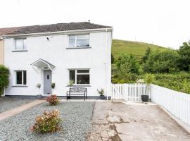 Afan Forest House - Private doubles or Twin options! Perfect for Contractors!, villa i Port Talbot