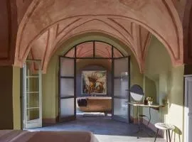 Castle Elvira-Tower & Masseria