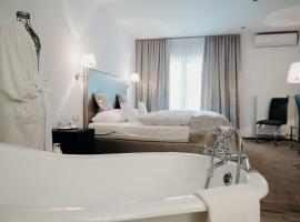 Hotel Crystal, khách sạn ở Saarbrücken