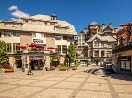 Whistler Village Centre by LaTour Hotels and Resorts, hotell i Whistler