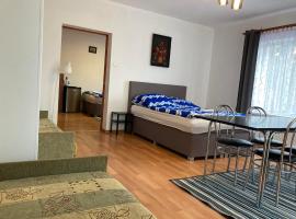Słoneczna, hotel v destinaci Krynica Morska