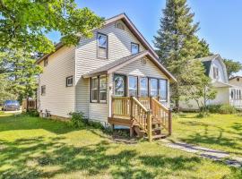 Riverview Cottage, hotel in Eagle River