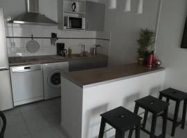 A Poitiers, 2 chambres, tr&egrave;s bel appartement de 65 m2