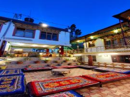 Heritage Chubi By Rovers Den, hotel in Leh