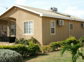 Sassy Diamond Crest, vacation rental in Portmore