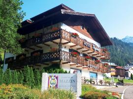 Hotel Vajolet, hotel a Mazzin