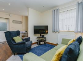 Home from Home 1 king size bed Apartment Near Hospital & Tennis, hotel cerca de Queen's Medical Centre, Nottingham