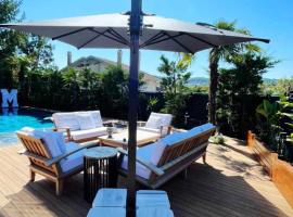 Ocean Water Pool Luxury Smart Villa, hotel en Sarıyer