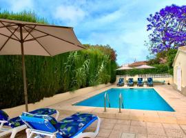 Holiday Villa Moraira, hytte i Moraira