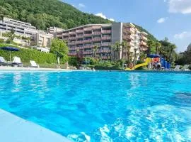 Bissone Apartment