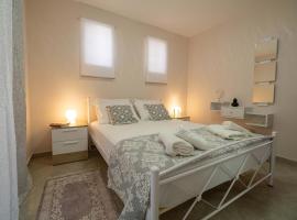 John Apartments, apartman u gradu Drepano