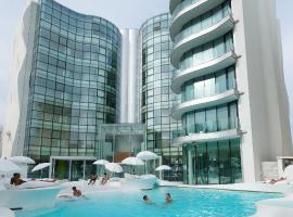 i-Suite Hotel, hotel em Rimini