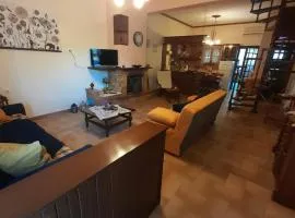 Adorable 2 floors two bedroom vacation maisonette