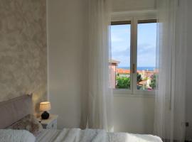 Appartamento vicino al mare con parcheggio, vacation rental in Riva Ligure