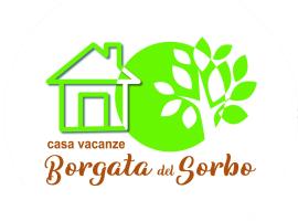 Casa Vacanze Borgata del Sorbo, vila mieste Ačirealė