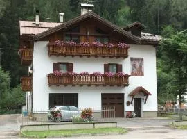 Appartamento Cogolo con terrazza 7 posti