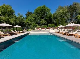 Résidence la Réserve Genève Ferney Voltaire, hotel v destinaci Ferney-Voltaire