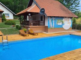 "Garaske Breze" Kućice za izdavanje sa bazenom, khách sạn ở Arandjelovac