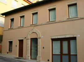 A casa di Giò – apartament w mieście Loreto