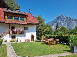 Ferienhaus Christian, hotel v destinaci Traunkirchen