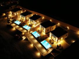 Manifesto Suites, hotel with pools in Monemvasia