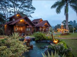 Citra Cikopo Hotel & Family Cottages, hotel em Puncak