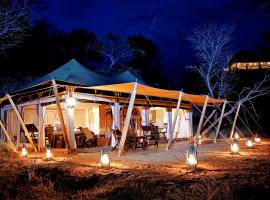 Serengeti Pioneer Camp, luxury tent in Mugumu