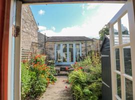 Bobbin Cottage, hotel with parking in Bakewell