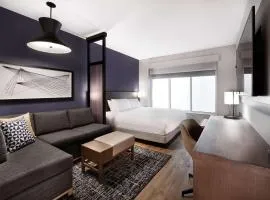 5 stars hotel in Brampton 5 stars hotel in Brampton