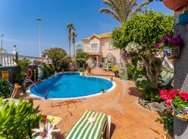 Apartamentos Los Delfines